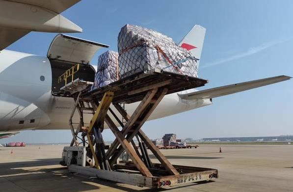 青島貨代是如何探索新的發(fā)展機遇?