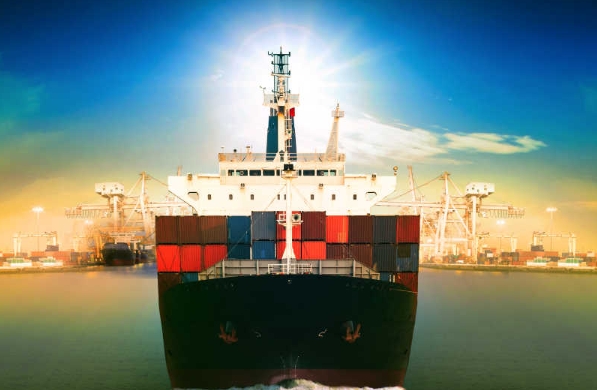 貨代在現(xiàn)代國(guó)際貿(mào)易中的重要性,其對(duì)全球經(jīng)濟(jì)的推動(dòng)作用是什么?