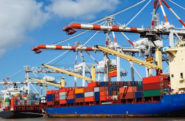 在這個(gè)全球化的大潮中,國(guó)際貨運(yùn)代理扮演著越來越重要的角色