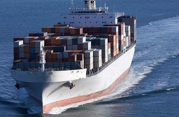 隨著中國經(jīng)濟(jì)的不斷發(fā)展,上海貨代業(yè)務(wù)的發(fā)展前景仍然廣闊